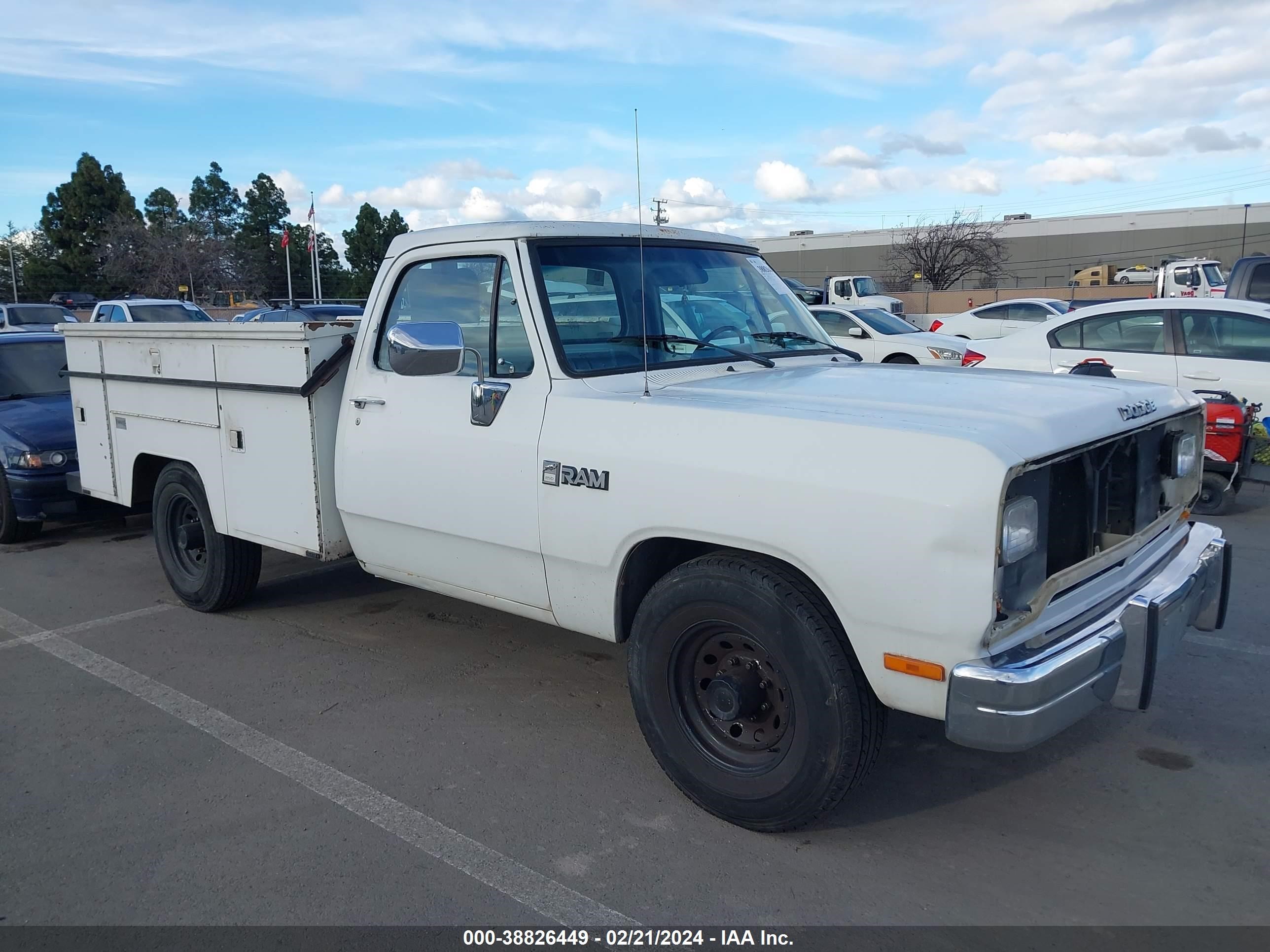 DODGE D/W SERIES 1988 1b7jd24y3js798407