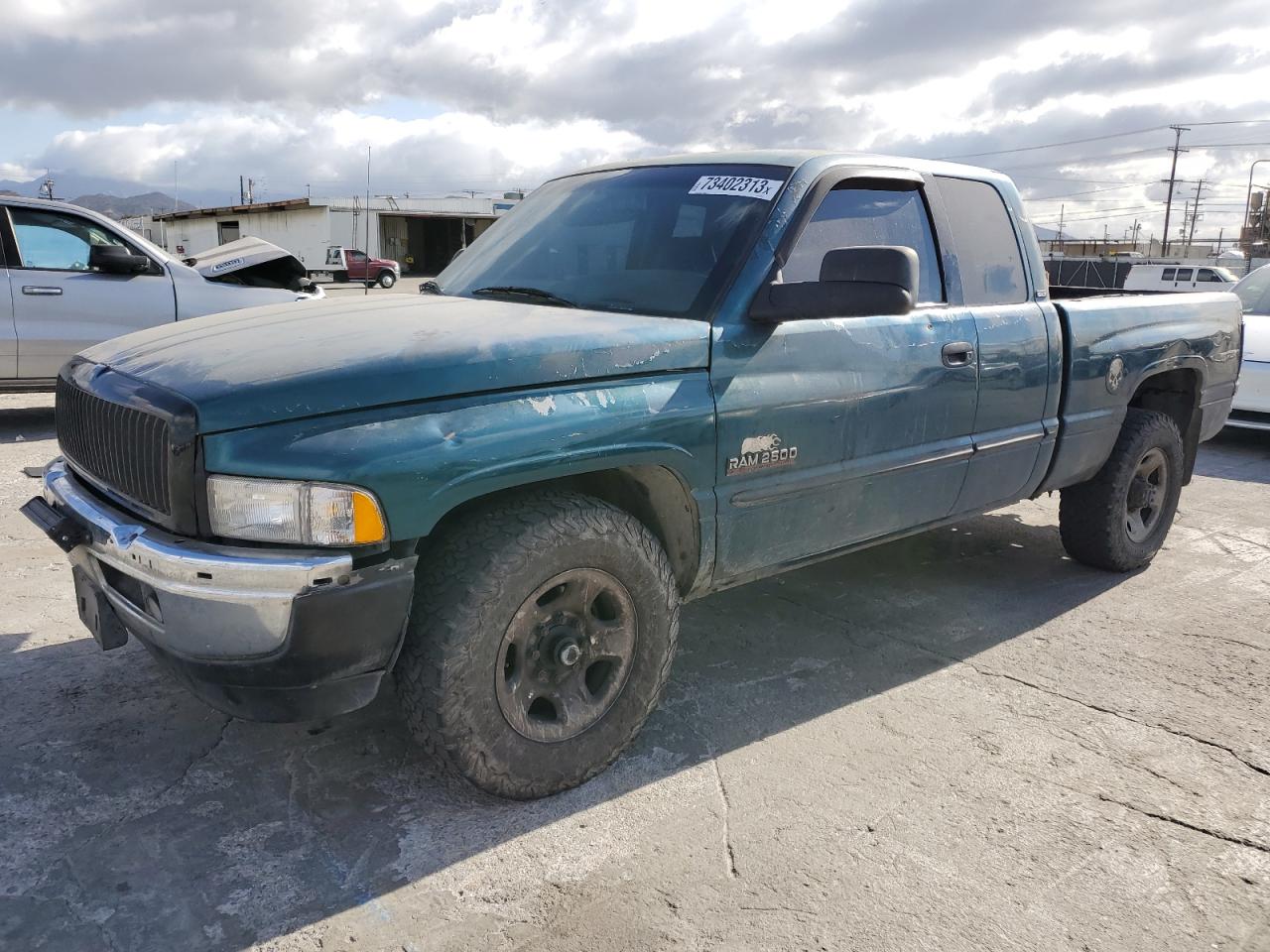 DODGE RAM 1998 1b7kc2368wj254411