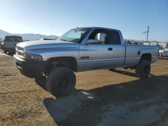 DODGE RAM 2500 2001 1b7kf23601j521668