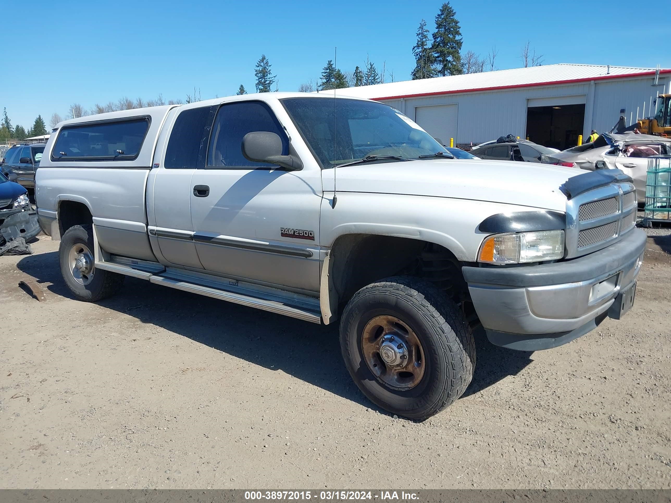 DODGE RAM 2000 1b7kf2360yj129591