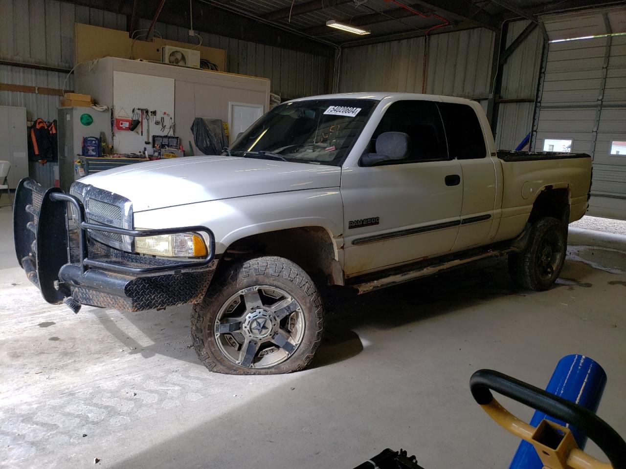 DODGE RAM 2001 1b7kf23631j520143