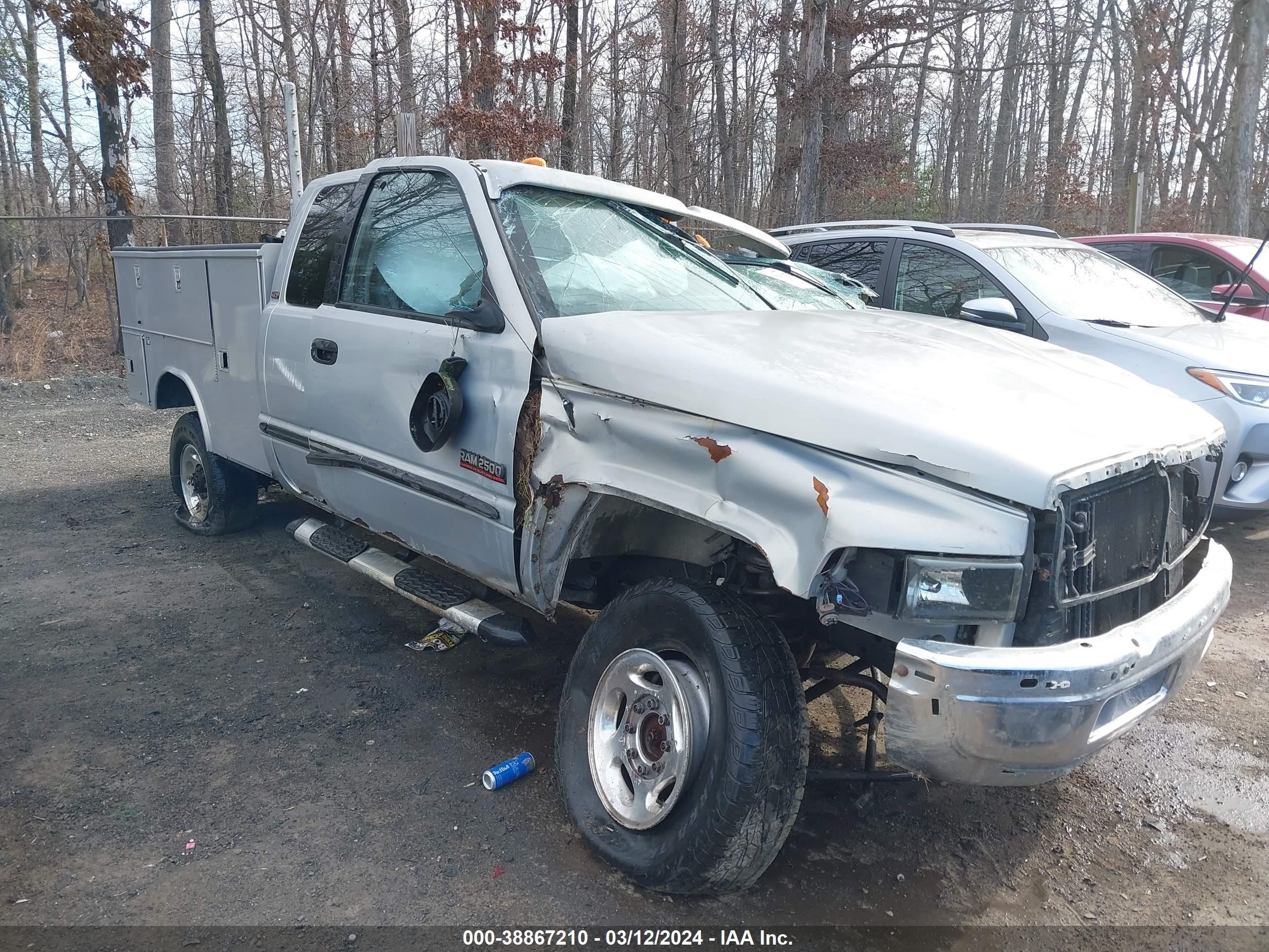 DODGE RAM 2000 1b7kf2363yj137491