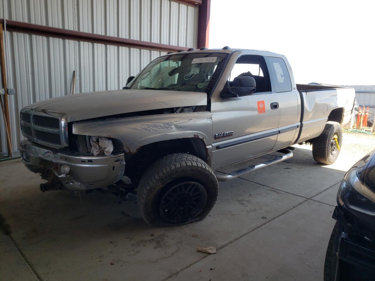 DODGE RAM 2000 1b7kf2367yj126333