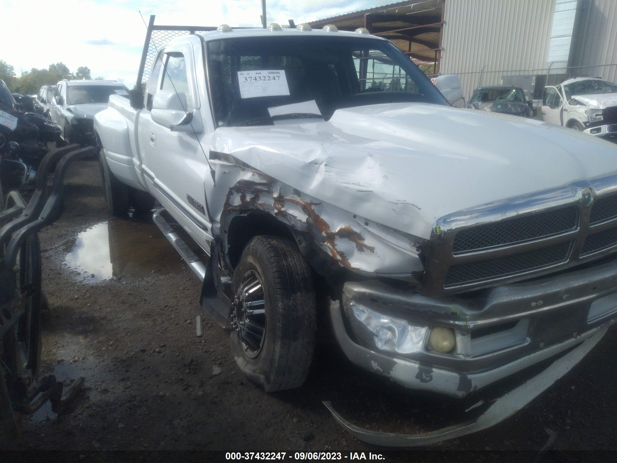 DODGE RAM 2001 1b7mc33721j284830