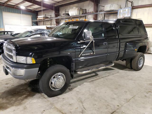 DODGE RAM 3500 2000 1b7mf33w0yj151735