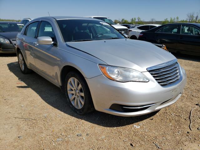 CHRYSLER 200 TOURIN 2011 1c3bc1fb3bn514627