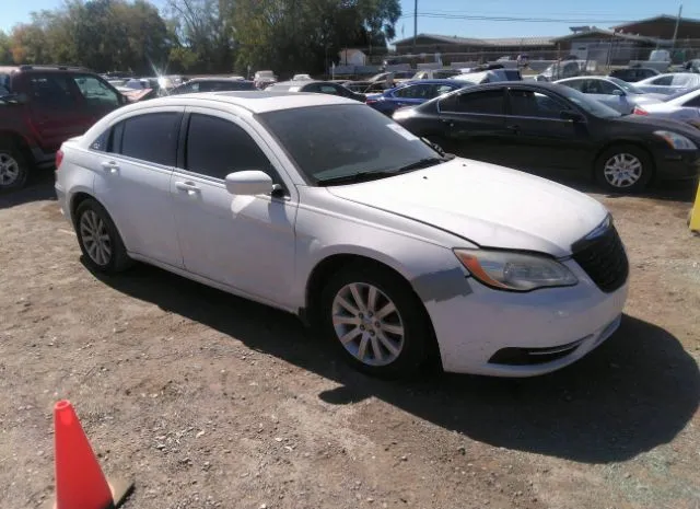 CHRYSLER 200 2011 1c3bc1fb5bn520493