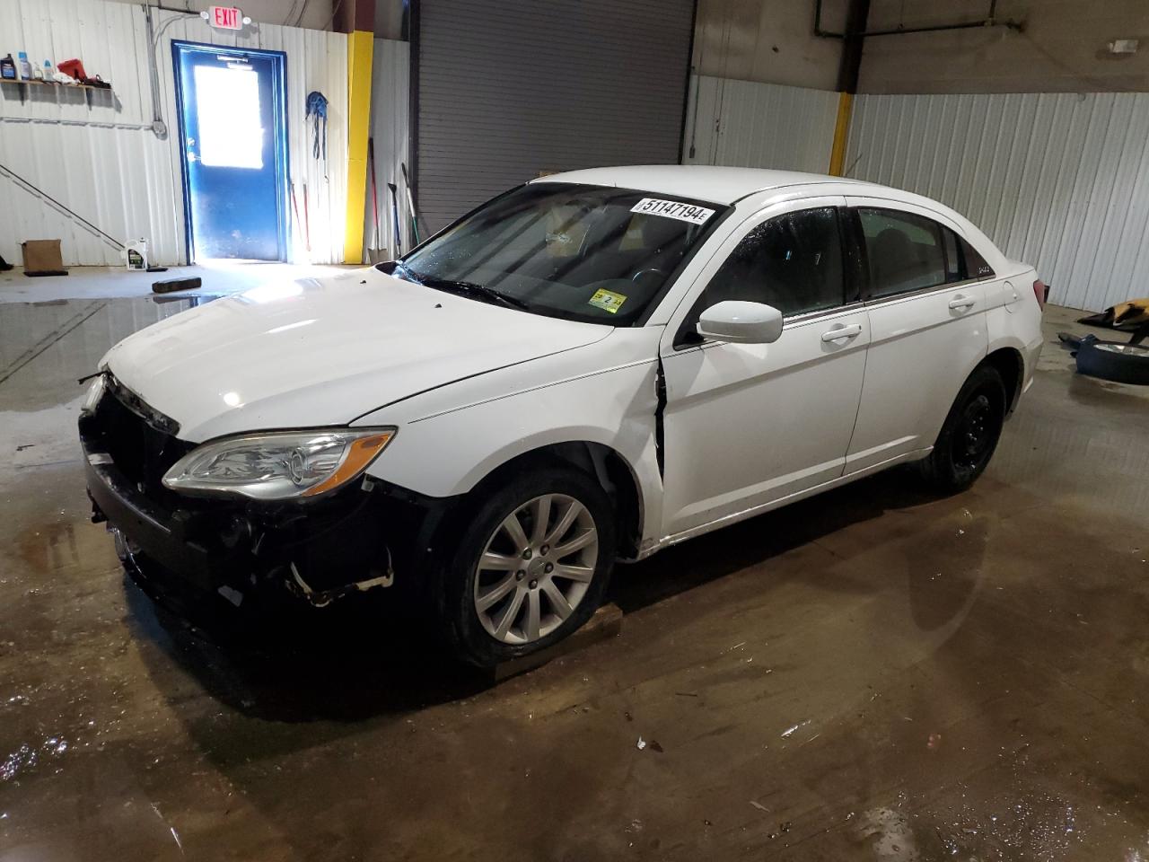 CHRYSLER 200 2011 1c3bc1fb9bn571012