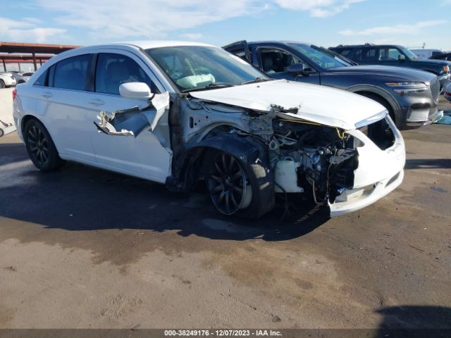 CHRYSLER 200 2011 1c3bc1fg4bn548328