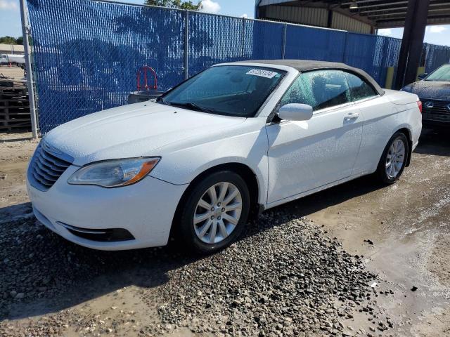 CHRYSLER 200 TOURIN 2011 1c3bc2eg2bn570674