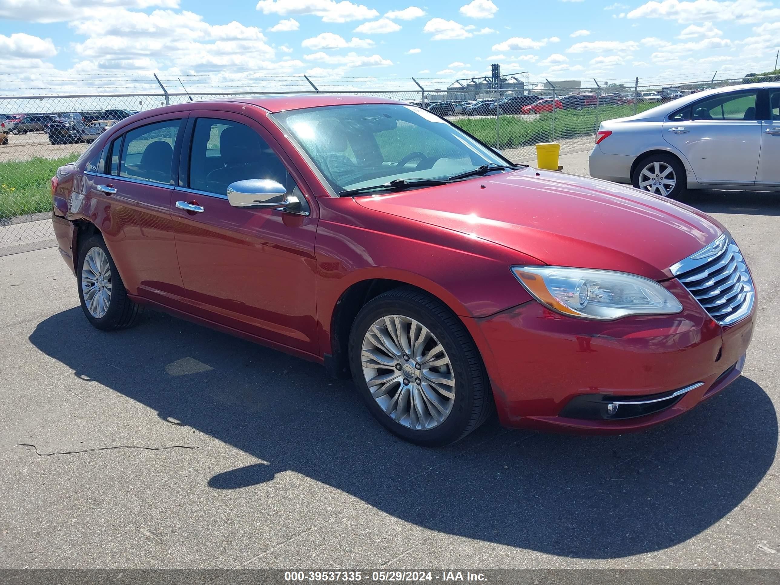 CHRYSLER 200 2011 1c3bc2fg0bn533413