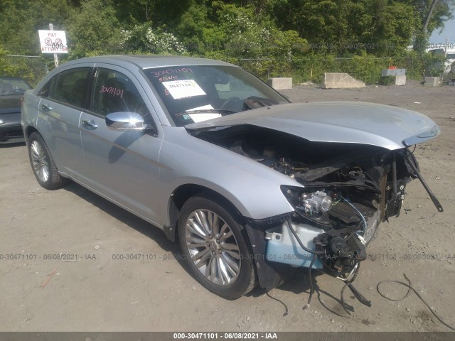 CHRYSLER 200 2011 1c3bc2fg1bn571782