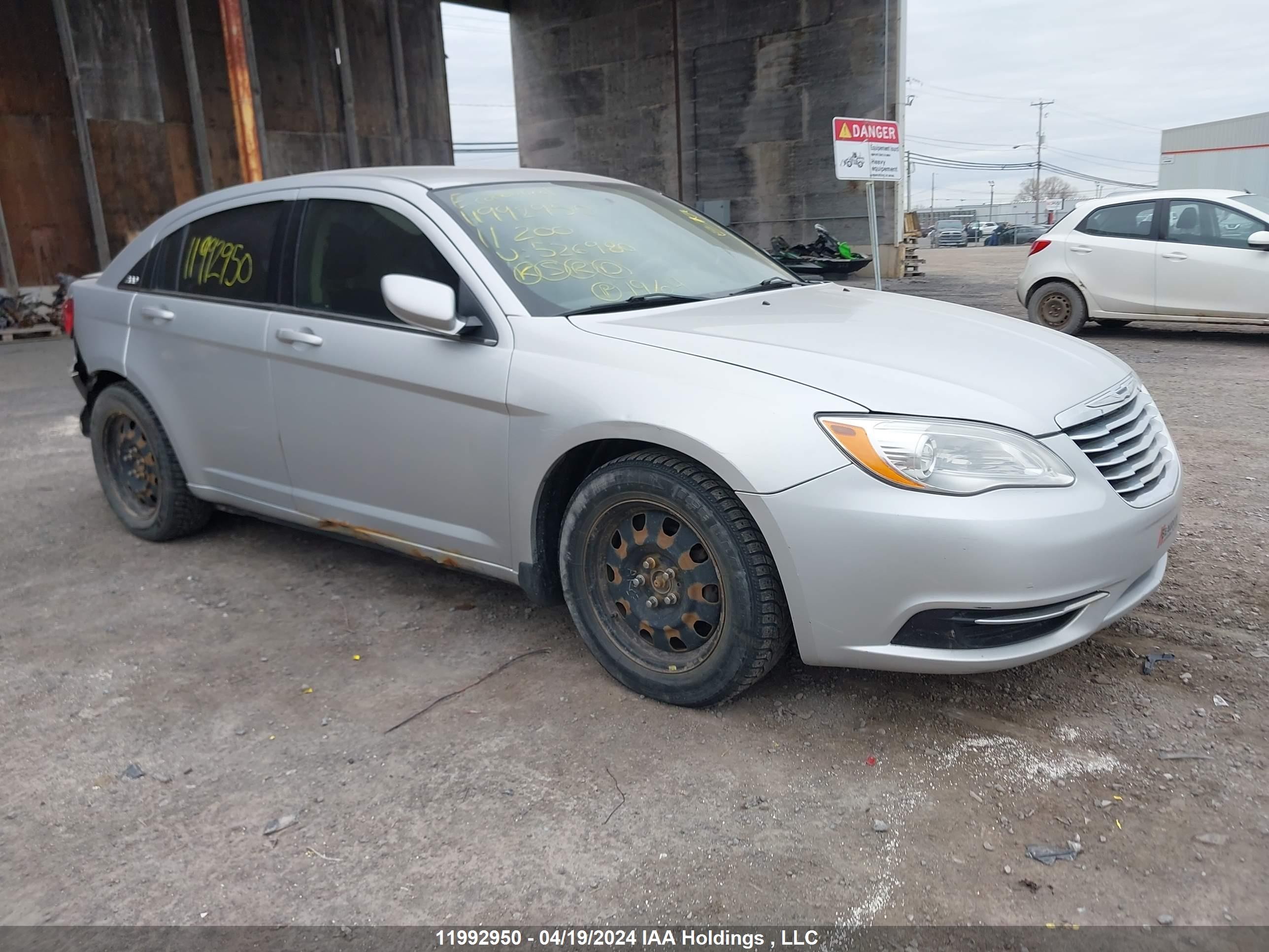 CHRYSLER 200 2011 1c3bc4fb0bn526980