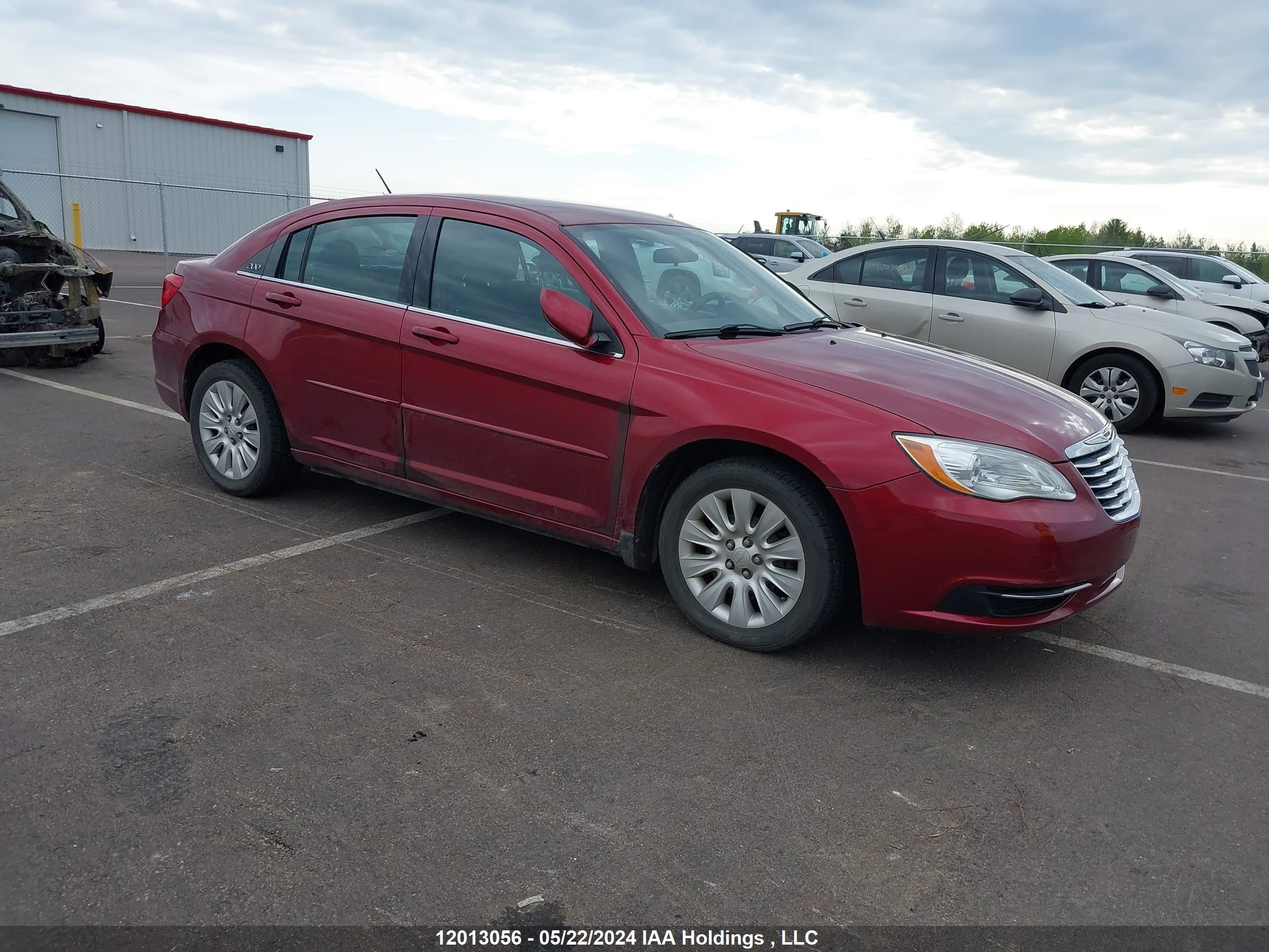 CHRYSLER 200 2011 1c3bc4fb1bn542833