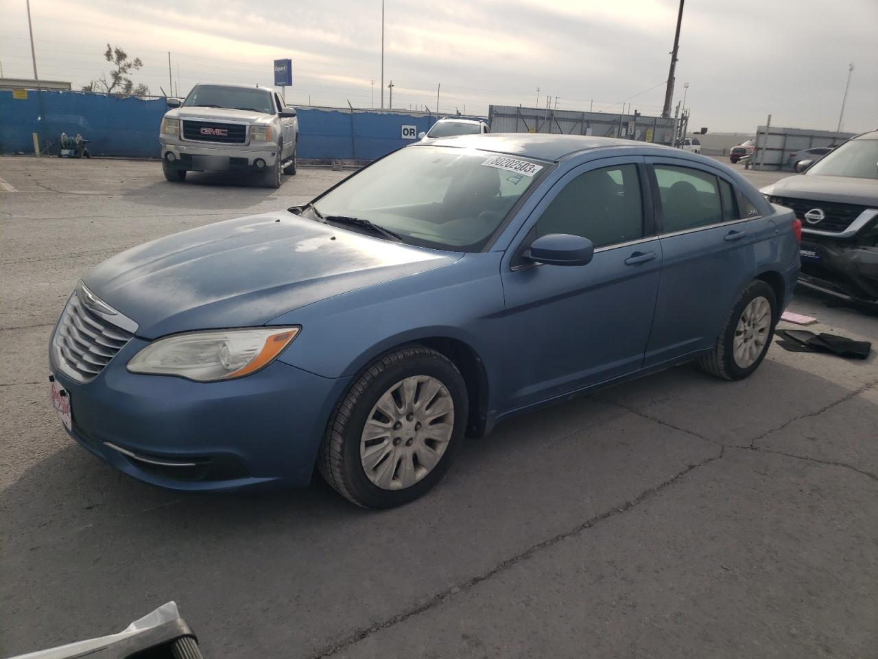 CHRYSLER 200 2011 1c3bc4fb3bn575297