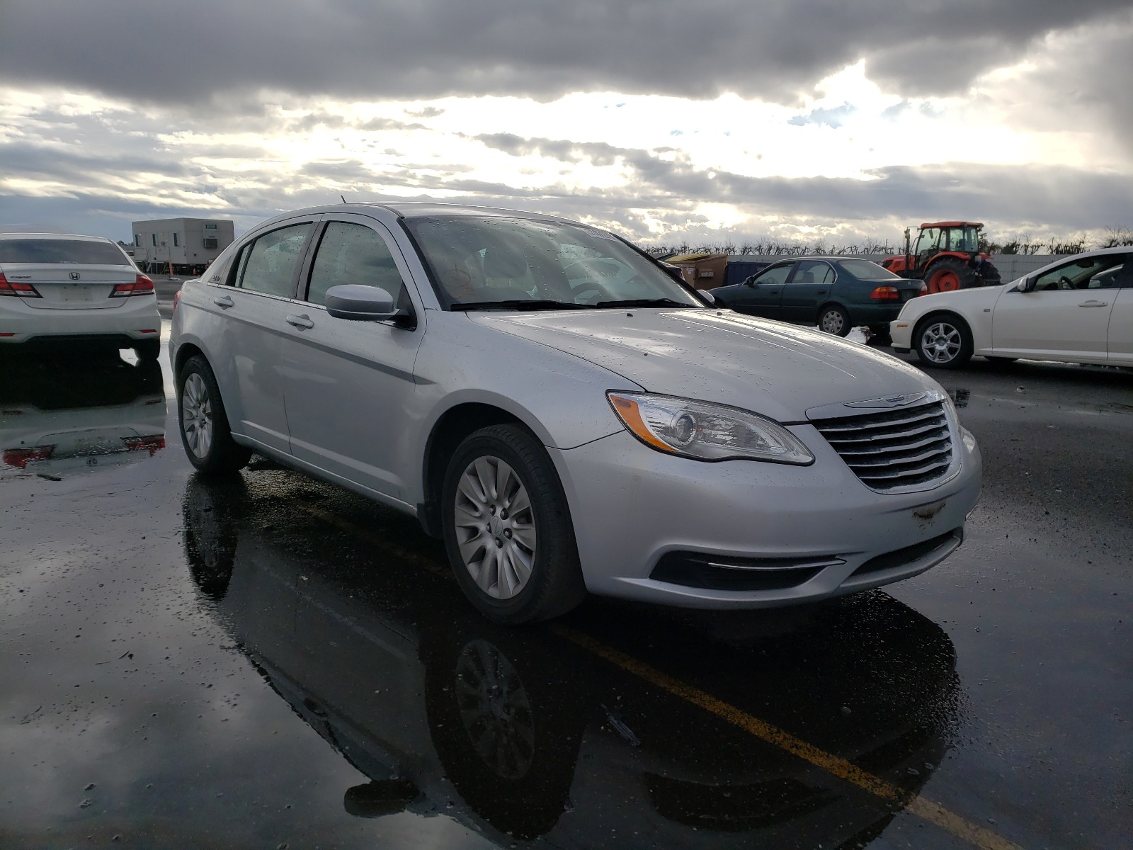 CHRYSLER 200 LX 2011 1c3bc4fb4bn617816