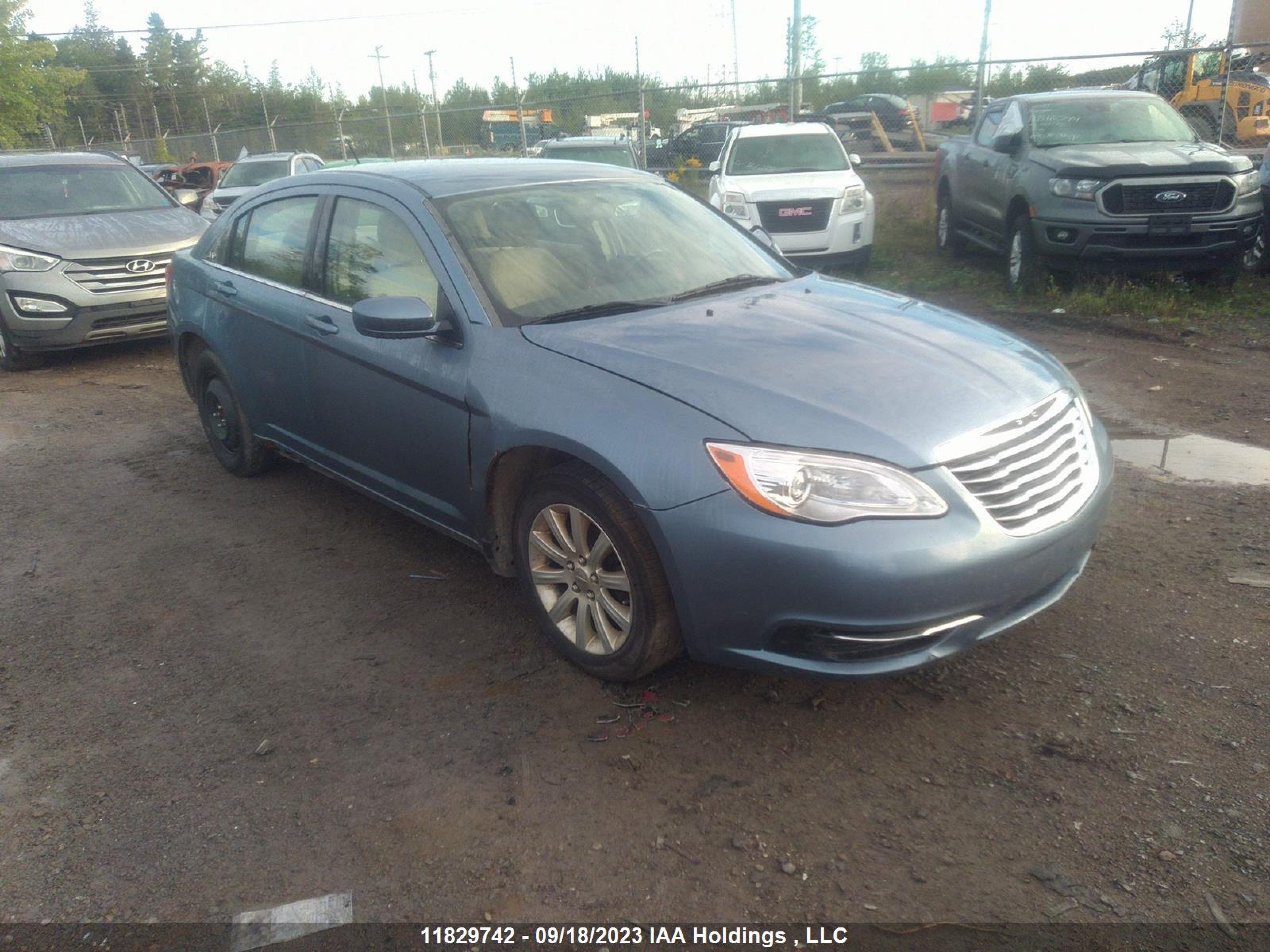 CHRYSLER 200 2011 1c3bc4fb9bn539937