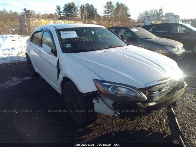 CHRYSLER 200 2011 1c3bc8fg3bn567011