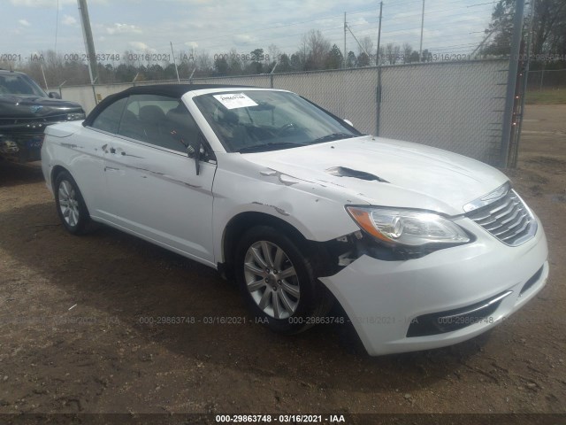 CHRYSLER 200 2013 1c3bcbeb1dn526852