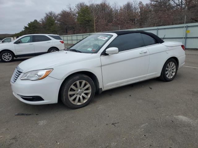 CHRYSLER 200 2013 1c3bcbeb2dn526651