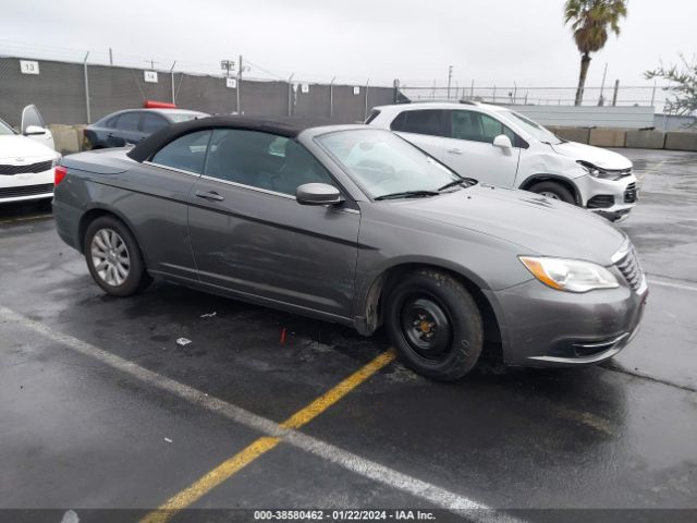 CHRYSLER 200 2013 1c3bcbeb6dn592331