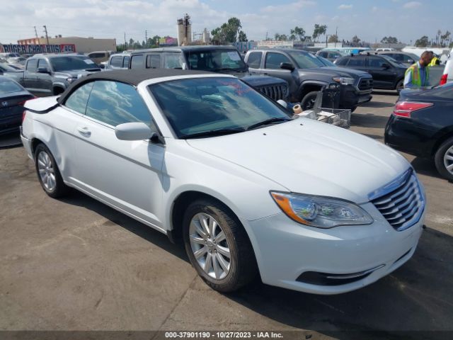 CHRYSLER 200 2013 1c3bcbeb8dn511815