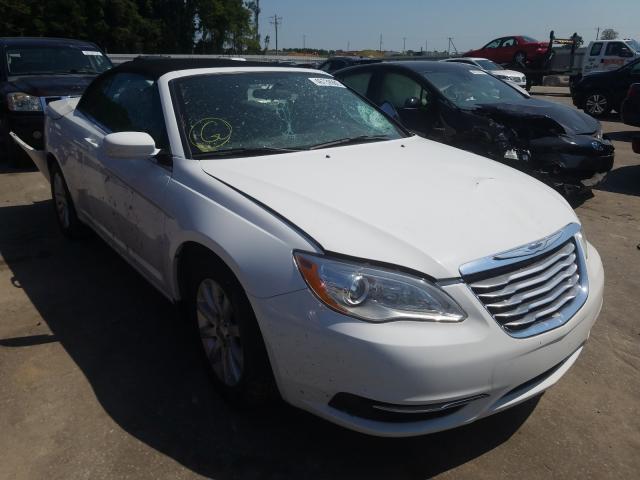 CHRYSLER 200 TOURIN 2013 1c3bcbeg2dn553909