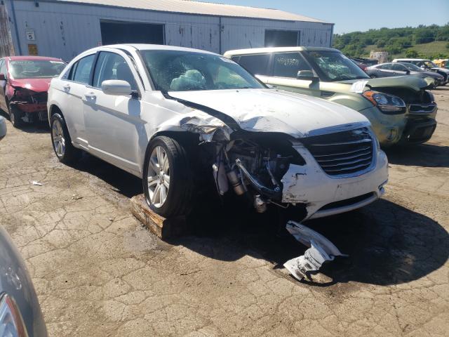 CHRYSLER 200 LX 2013 1c3ccbab1dn671643