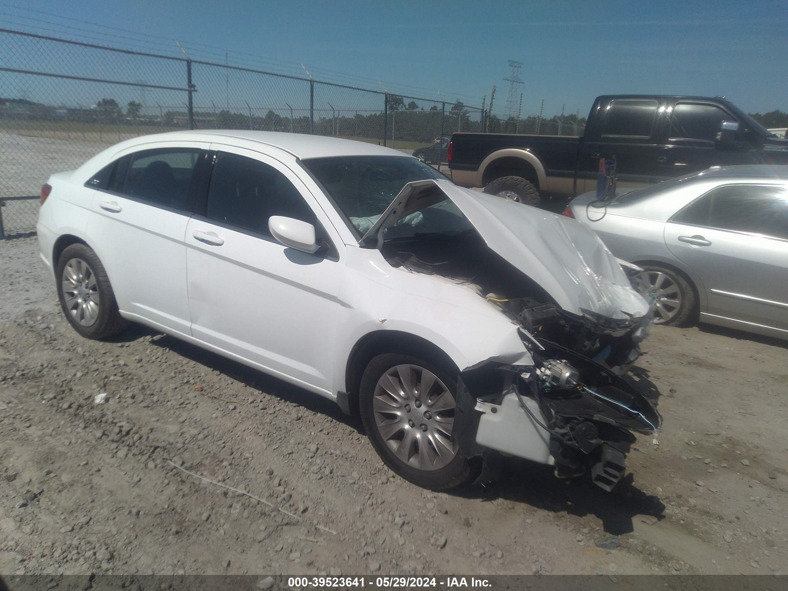 CHRYSLER 200 2014 1c3ccbab1en168034