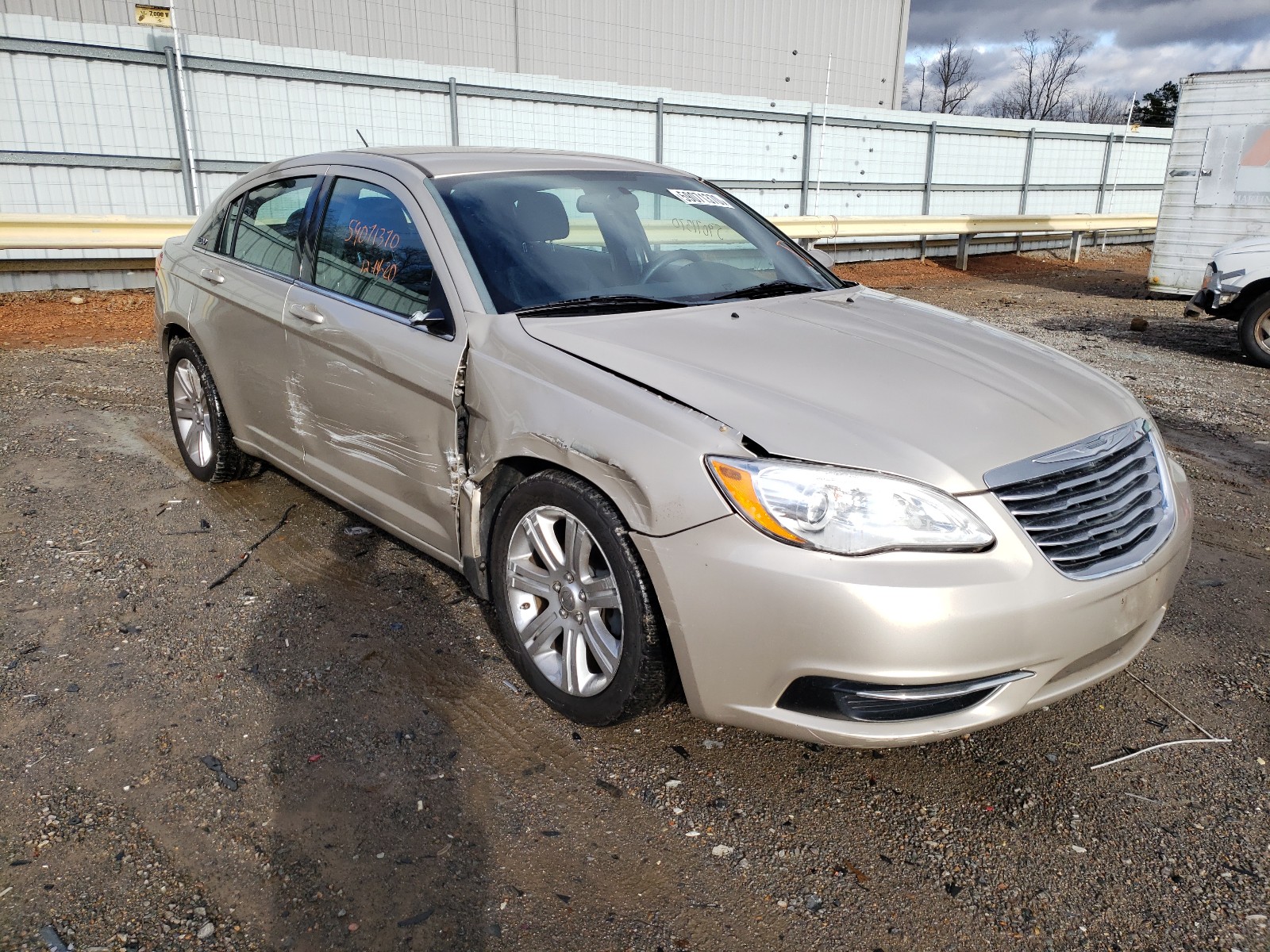 CHRYSLER 200 LX 2013 1c3ccbab2dn735933