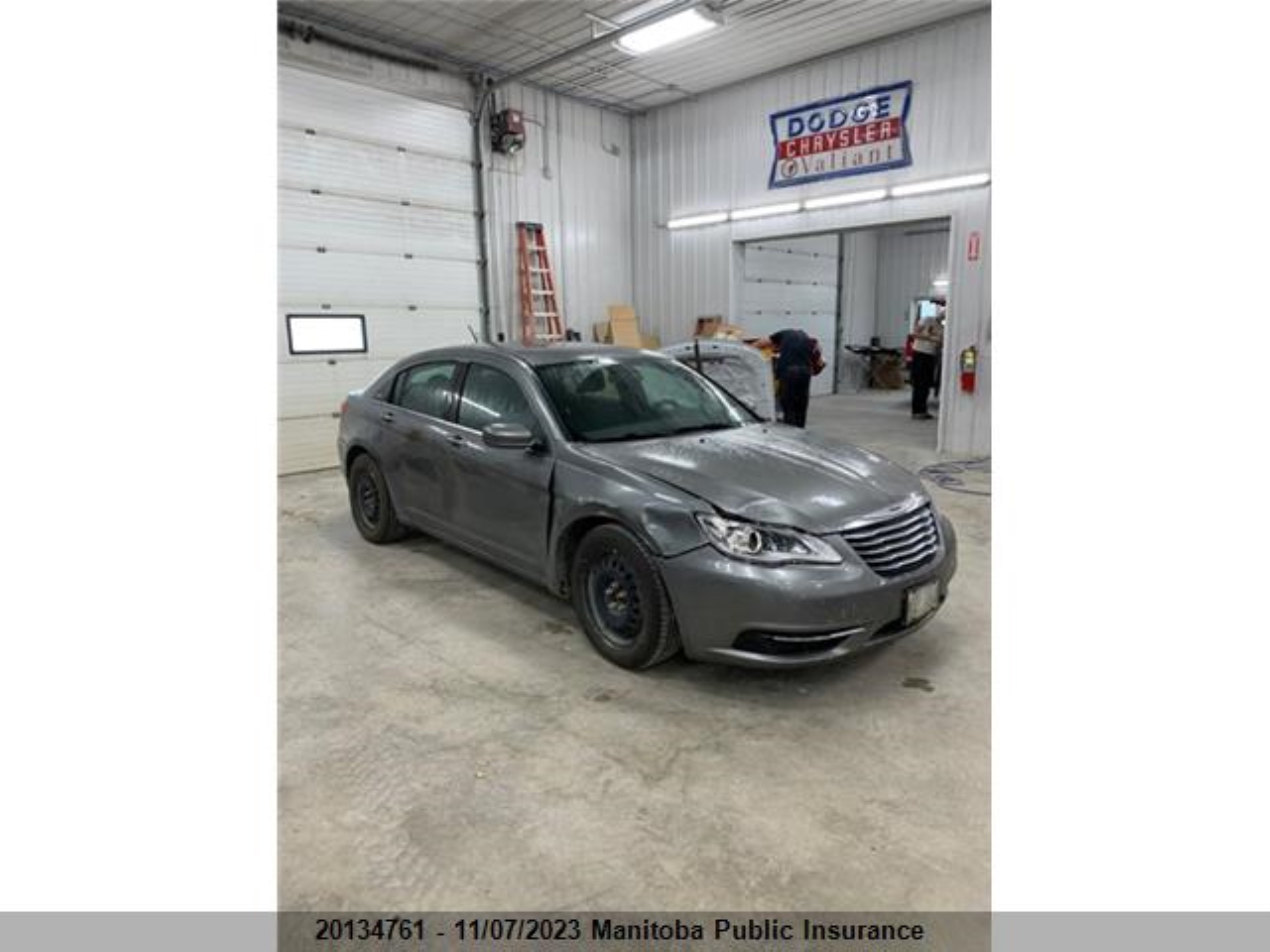 CHRYSLER 200 2013 1c3ccbab3dn511232