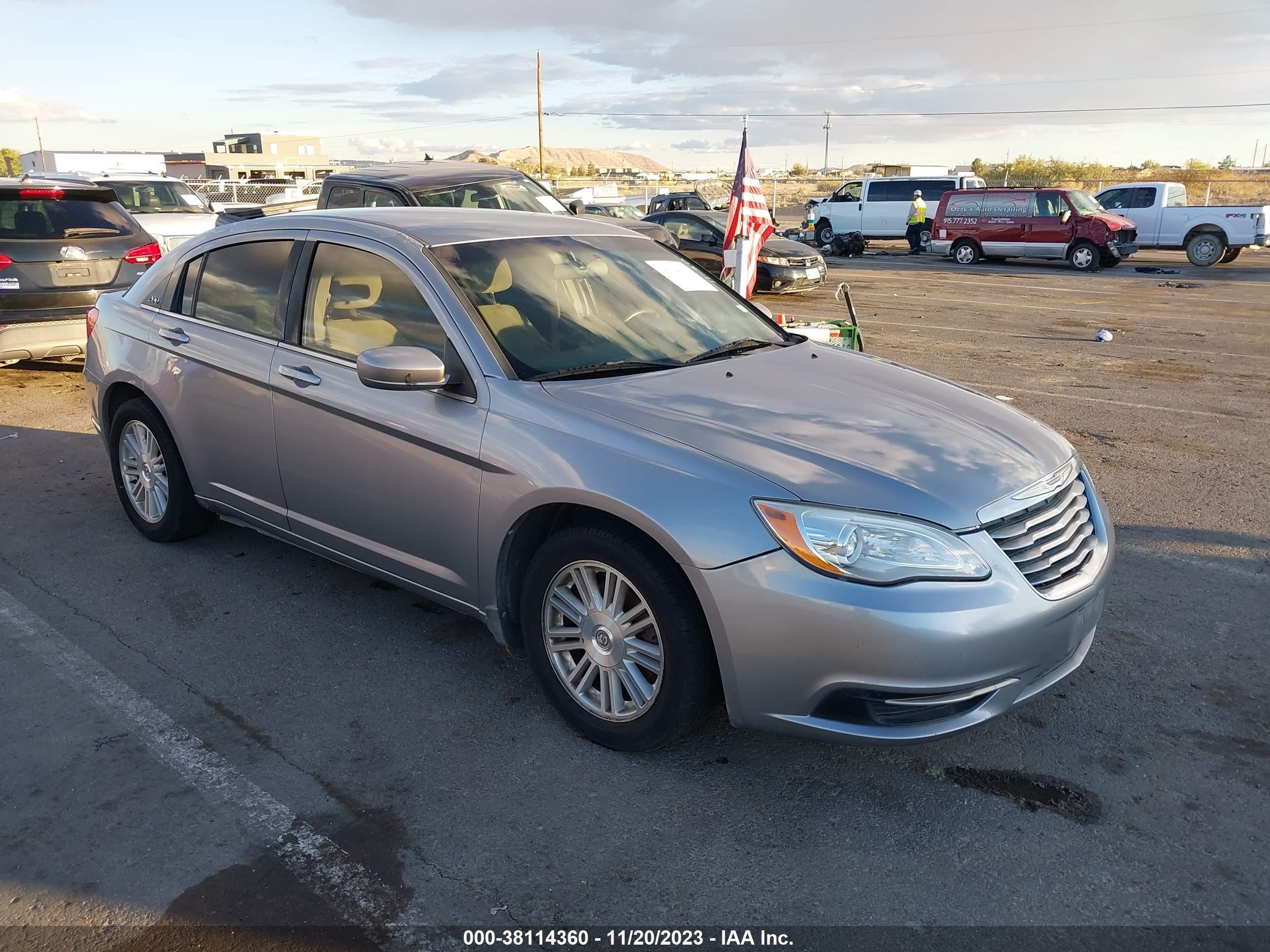 CHRYSLER 200 2013 1c3ccbab5dn689918