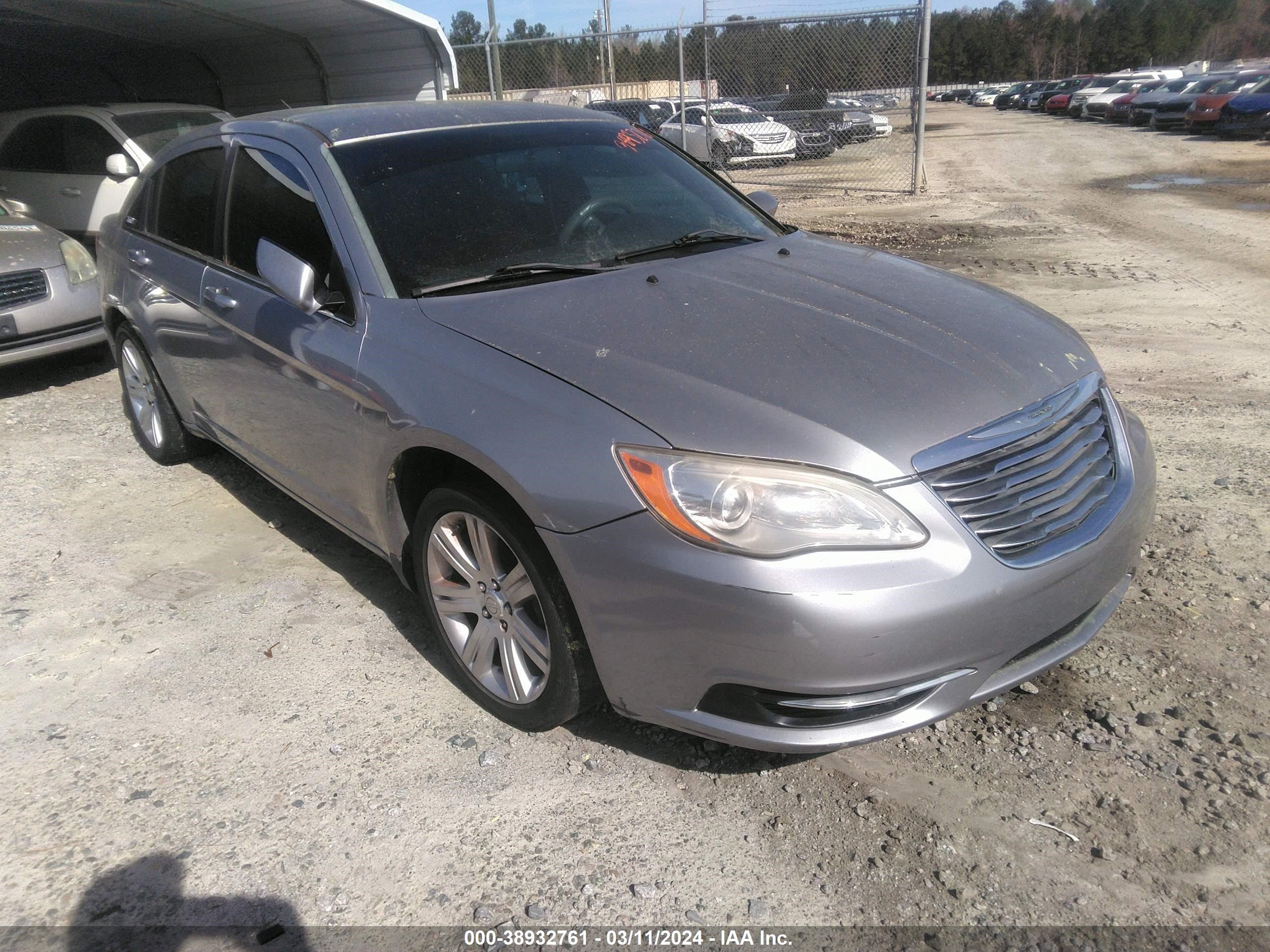 CHRYSLER 200 2013 1c3ccbab6dn761984