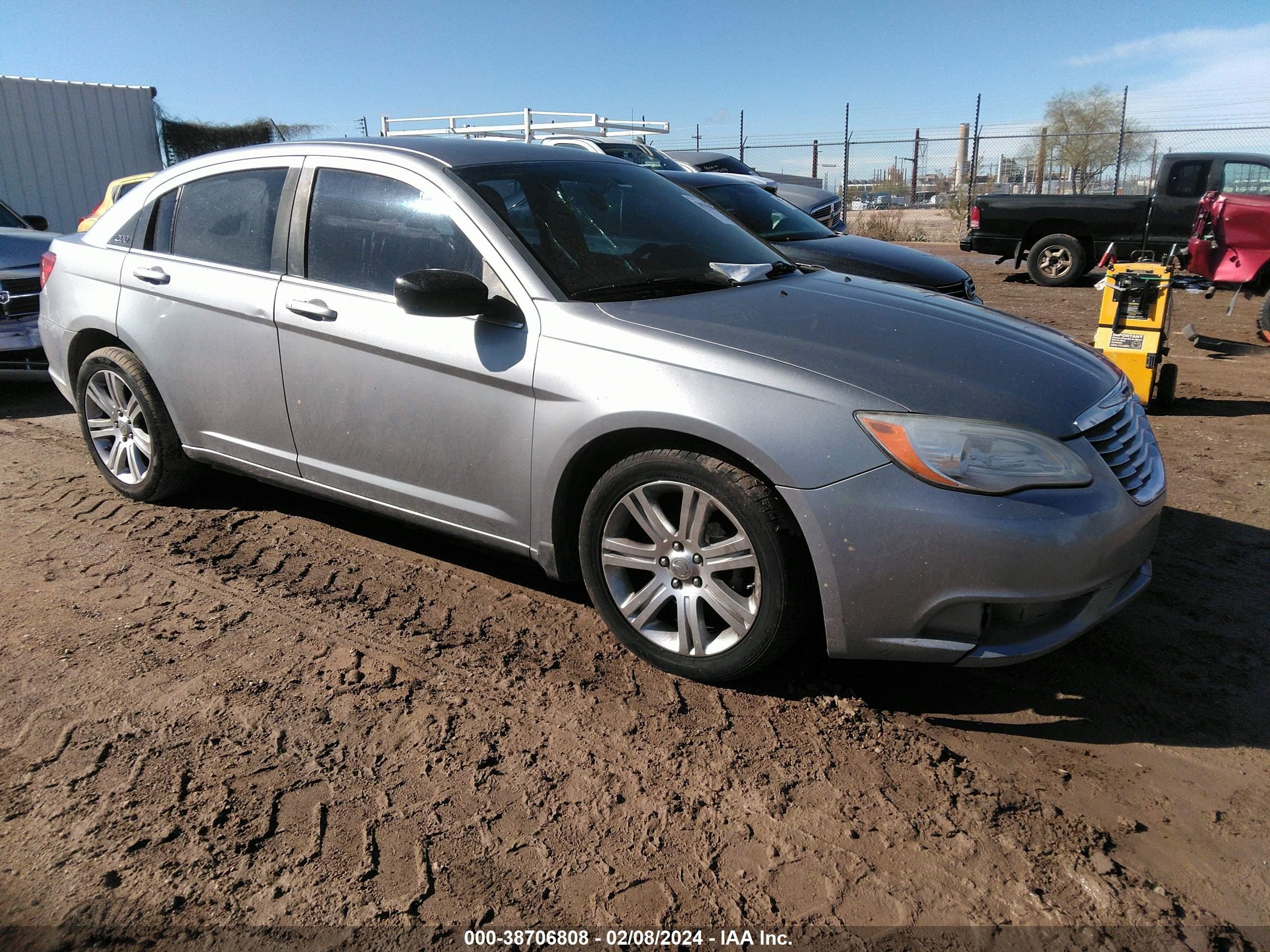 CHRYSLER 200 2013 1c3ccbab7dn670240