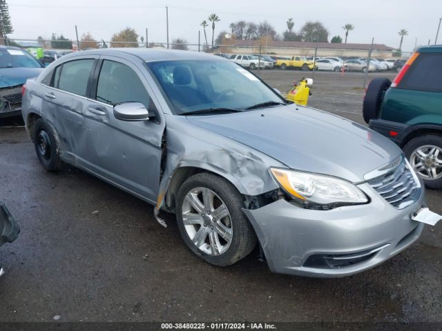 CHRYSLER 200 2013 1c3ccbab8dn647940