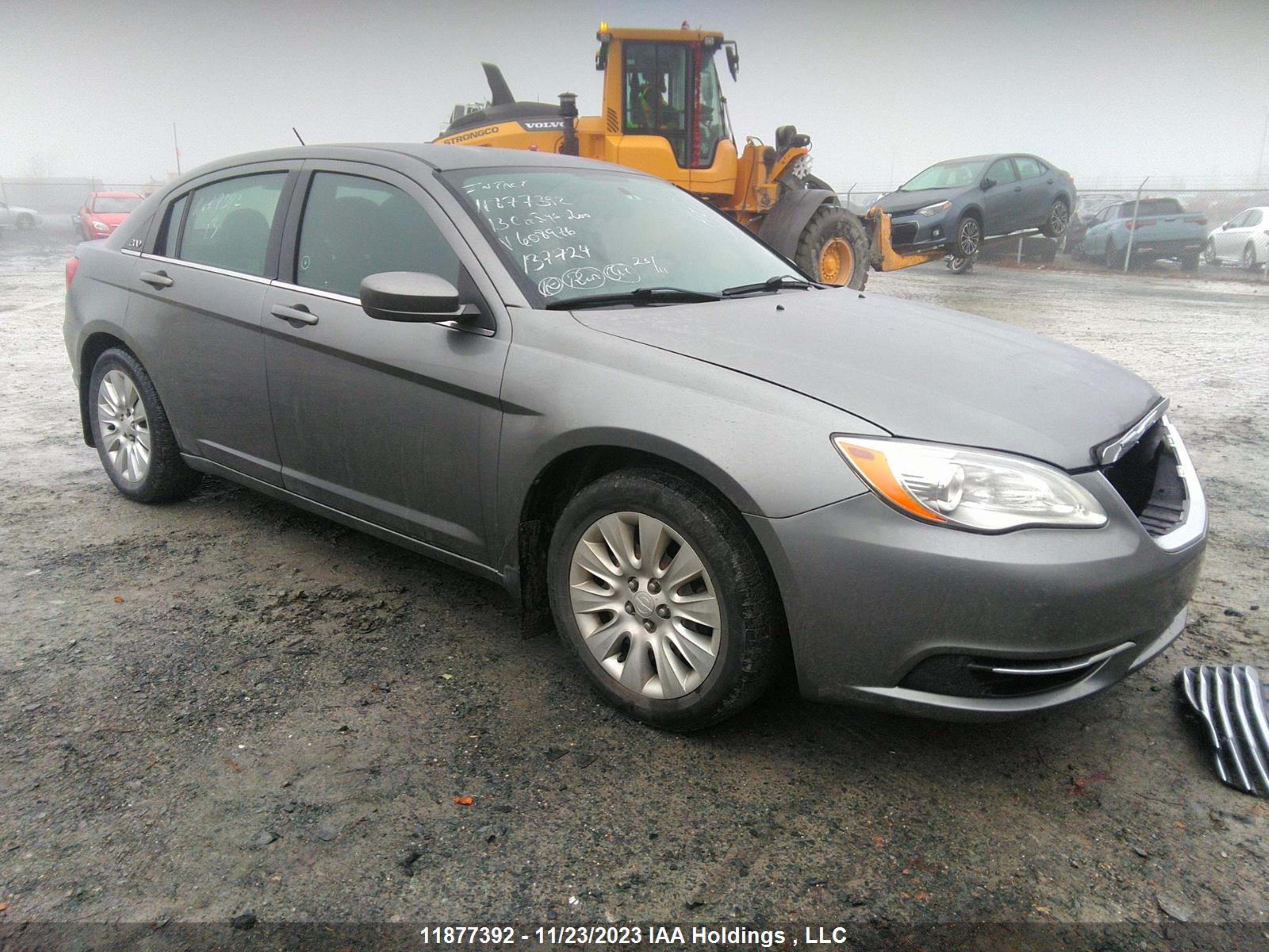 CHRYSLER 200 2013 1c3ccbabxdn608976