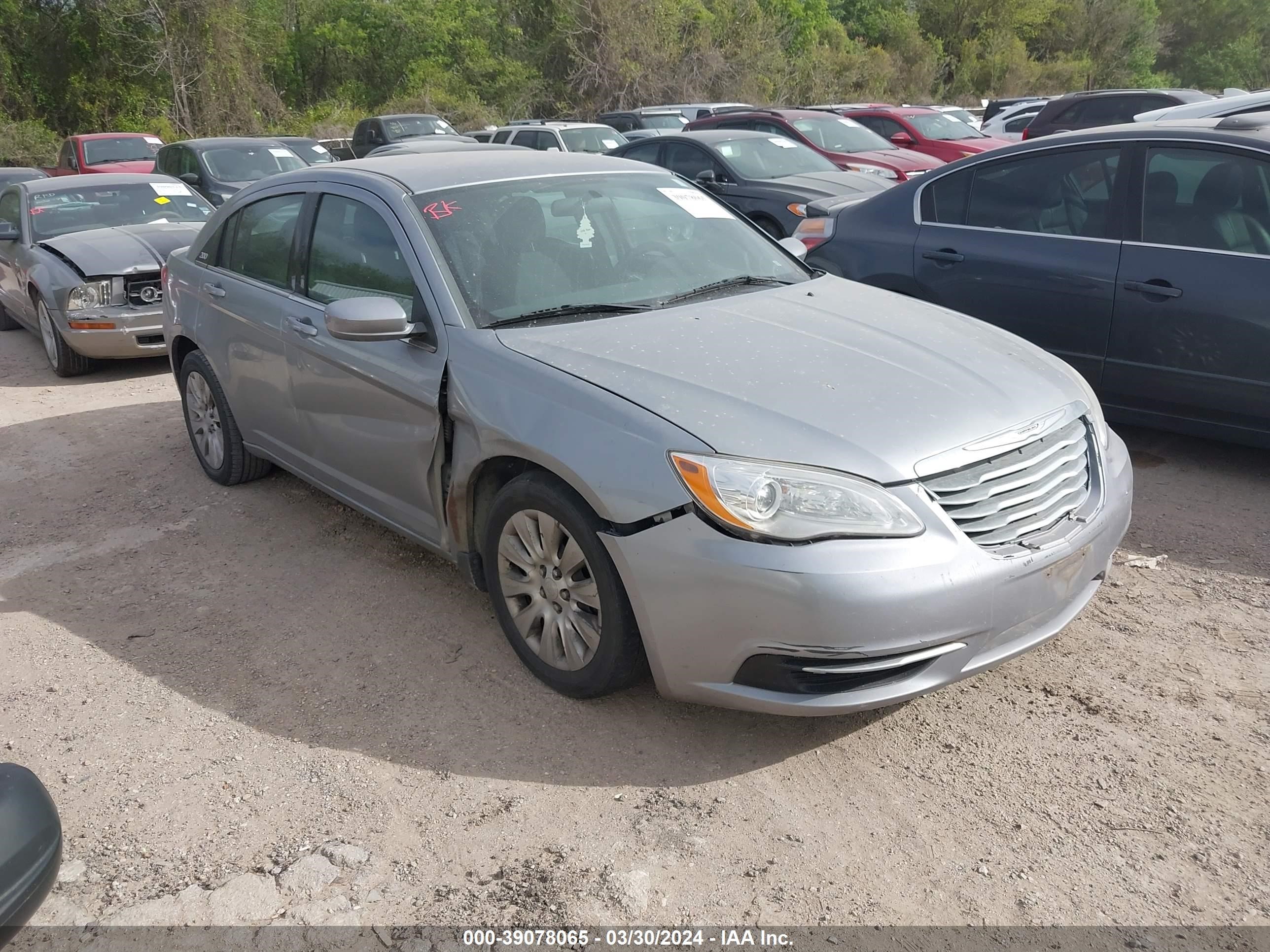 CHRYSLER 200 2014 1c3ccbabxen140894