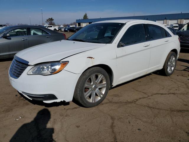 CHRYSLER 200 TOURIN 2013 1c3ccbbb0dn539147