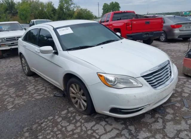 CHRYSLER 200 2013 1c3ccbbb0dn672023