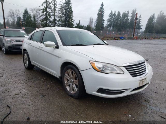 CHRYSLER 200 2013 1c3ccbbb0dn695737