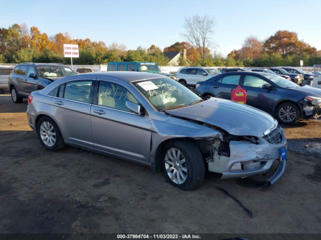 CHRYSLER 200 2013 1c3ccbbb0dn768461