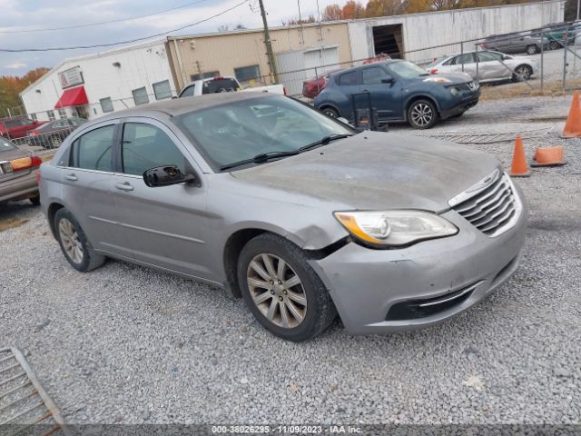 CHRYSLER 200 2013 1c3ccbbb2dn558038