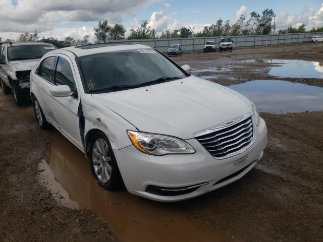 CHRYSLER 200 TOURIN 2013 1c3ccbbb2dn575213