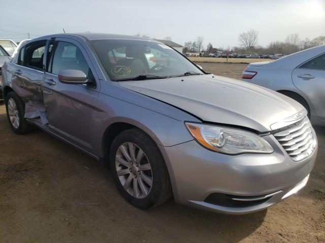 CHRYSLER 200 TOURIN 2013 1c3ccbbb2dn577298