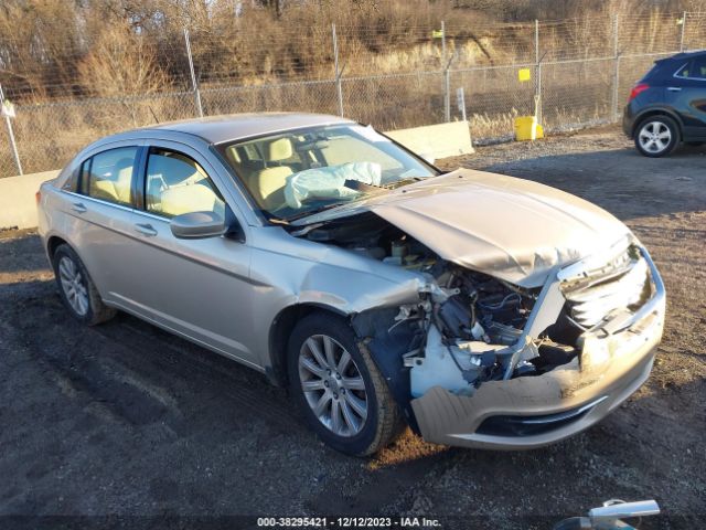 CHRYSLER 200 2013 1c3ccbbb2dn765710