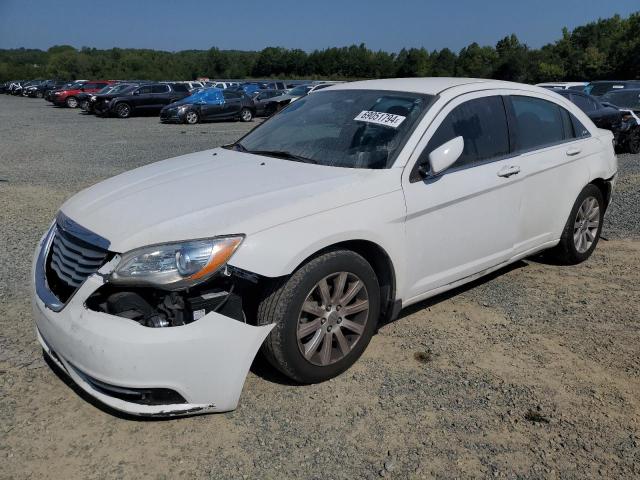 CHRYSLER 200 TOURIN 2014 1c3ccbbb2en137275