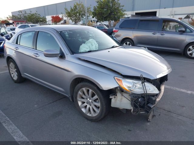 CHRYSLER 200 2013 1c3ccbbb4dn539085