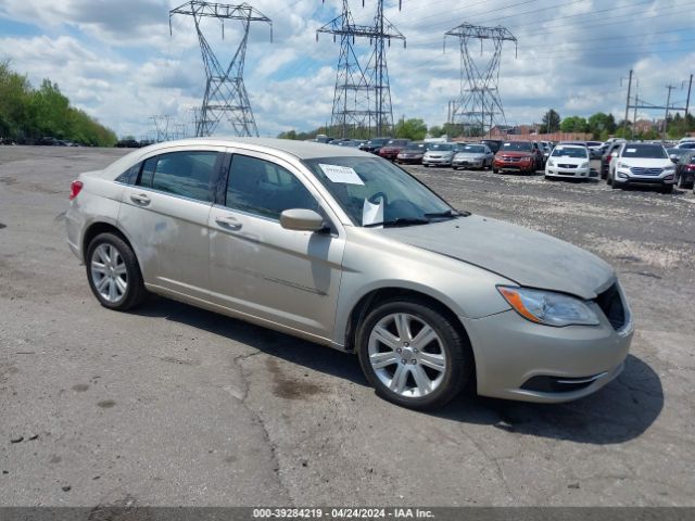 CHRYSLER 200 2013 1c3ccbbb4dn714676