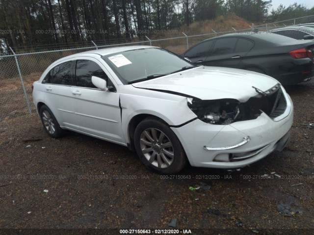 CHRYSLER 200 2013 1c3ccbbb4dn714855