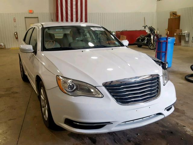 CHRYSLER 200 TOURIN 2013 1c3ccbbb5dn603988